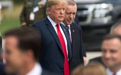 Ông Trump gửi thư tay dùng nhiều lời lẽ gây sốc cho Tổng thống Thổ Nhĩ Kỳ