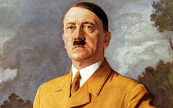 Adolf Hitler suýt sở hữu bom hạt nhân hủy diệt khủng khiếp?