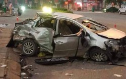 Xe khách đâm ô tô, 3 người tử vong, tài xế nguy kịch