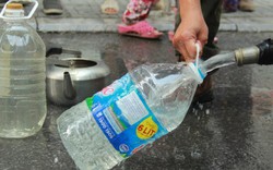 Nóng tuần qua: Động thái mới của TP Hà Nội có khiến người dân yên tâm dùng nước sạch?