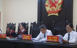 Gian lận thi cử tại Hà Giang: Mẹ của Phó trưởng Đoàn đại biểu Quốc hội sẽ bị "Khiển trách"