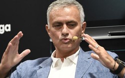 Tiết lộ: HLV Mourinho khiến M.U hụt 2 "bom tấn" thượng hạng