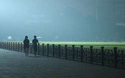 Bụi mịn bao phủ Hà Nội trong đêm ô nhiễm ở mức có hại cho sức khỏe