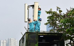 Hỗ trợ sử dụng điện thoại, internet trong trận đấu Việt Nam - UAE