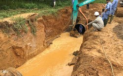 Đường ống nước sông Đà gặp sự cố, 60.000 hộ dân bị dừng cấp nước