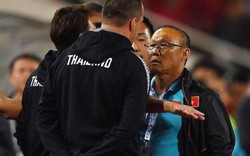 FIFA "lơ" vụ trợ lý HLV Thái Lan "cà khịa" HLV Park Hang-seo