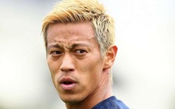 U22 Campuchia thăng hoa nhờ... HLV “online” Keisuke Honda