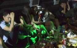 Bí ẩn trong những quán karaoke vùng ven đô đất Cảng