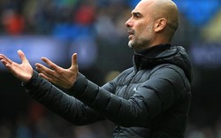 Man City đè bẹp Arsenal, HLV Guardiola bất ngờ nhắc tới... M.U