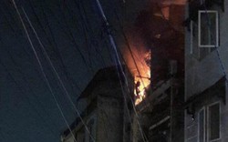 Cháy ở chung cư ở TP.HCM, người dân hốt hoảng tháo chạy