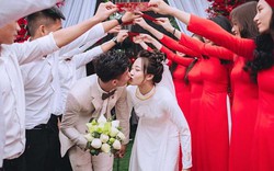 Vợ hot girl của Phan Văn Đức khoe ảnh cưới đẹp như mơ gây sốt mạng