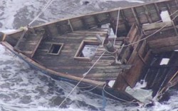 Kinh hoàng thuyền ma chở toàn xương người dạt vào bờ biển Nhật Bản