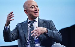 Cổ phiếu Amazon hồi giá, Jeff Bezos trụ ngôi giàu nhất thế giới