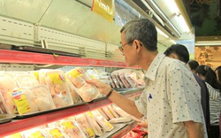 Thịt lợn vừa chững, giá gà công nghiệp lại tăng