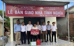 Quảng Ngãi: Agribank Chi nhánh Đức Phổ hỗ trợ xây nhà tình nghĩa