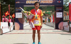 Ông Đoàn Ngọc Hải tiếp tục giành thêm huy chương ở giải marathon
