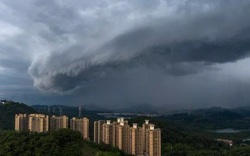 Trung Quốc đối mặt thảm họa khi bão "quái vật" đổ bộ 