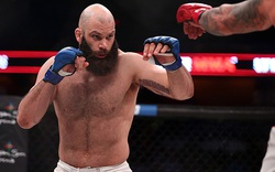 Võ sĩ MMA đấm 1 phát hạ gục “tướng cướp” cao 1m96, nặng 108 kg