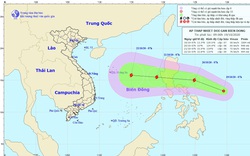 Mưa lũ miền Trung còn chưa dứt, đã xuất hiện áp thấp nhiệt đới gần biển Đông