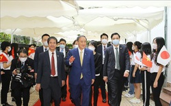 Thủ tướng Nhật kể với sinh viên Việt Nam chuyện từ con trai nông dân thành lãnh đạo nội các 