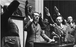 Hitler đã ngăn chặn cuộc tấn công nước Mỹ bằng vũ khí hóa học?