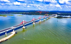 Cây cầu lớn nhất tỉnh Quảng Ngãi được thông xe 