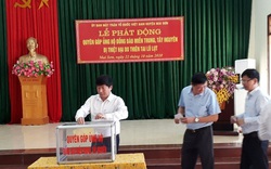 MTTQ huyện Mai Sơn: Quyên góp ủng hộ đồng bào vùng lũ miền Trung và Tây Nguyên