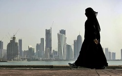 Bắt khách du lịch nữ kiểm tra phụ khoa, Qatar nói gì?