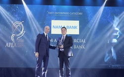 Nam A Bank nhận giải thưởng doanh nghiệp xuất sắc Châu Á và doanh nghiệp tăng trưởng nhanh