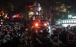 Rợn người cảnh ma quái đầy đường ở Vũ Hán mùa Halloween 