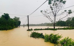 Nghệ An: Mưa lớn, thủy điện xả lũ khiến 2 người mất tích