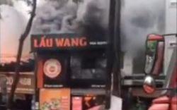 Clip: Cháy lớn tại nhà hàng lẩu nướng tại quận Cầu Giấy