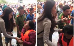 Khoảnh khắc Thủy Tiên vội vàng dúi thêm tiền vào tay người phụ nữ nghèo khiến dân tình xúc động