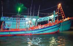 Bình Định: Tin mới nhất về vụ chìm tàu, cứu sống 13 ngư dân bơi thuyền thúng giữa đêm tối 