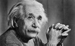 Bí ẩn mối liên hệ giữa học thuyết của Albert Einstein với ma quỷ