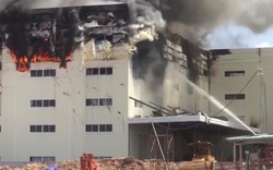 Cháy lớn tại công ty sản xuất ghế sofa ở Bình Dương, hàng trăm công nhân tháo chạy
