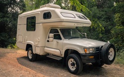 Toyota Hilux Galaxy Camper 1993 - Nhà di động đầy đủ tiện nghi