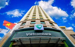 Vietcombank giảm giá đồng loạt lãi suất cho vay để hỗ trợ doanh nghiệp, người dân miền Trung bị ảnh hưởng bão lũ