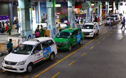 Taxi truyền thống hết "chặt chém" khách tại sân bay Tân Sơn Nhất?