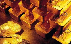 Giá vàng đang nỗ lực bứt phá, vươn lên mốc 1.925 USD/ounce
