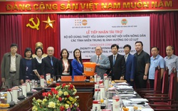 Trung ương Hội Nông dân Việt Nam: Tiếp nhận hơn 5.700 bộ đồ dùng thiết yếu cho nữ nông dân vùng lũ