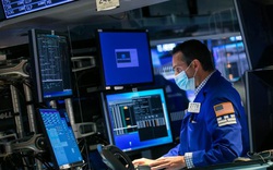 S&P 500 lập đỉnh kỷ lục mới trong phiên giao dịch cuối tuần