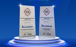 Sacombank nhận 2 giải thưởng về bán lẻ và chuyển đổi số