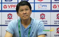 HLV Sài Gòn FC nổi nóng khi bị hỏi chuyện "dâng điểm" cho Hà Nội FC