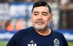 SỐC: Maradona ngã đập đầu, bị bỏ rơi suốt 3 ngày trước khi qua đời
