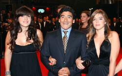 Bao nhiêu người tranh chấp tài sản 37 triệu bảng của Diego Maradona?