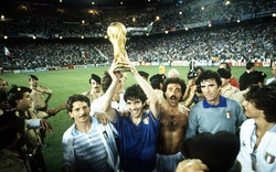 Vua phá lưới World Cup 1982 Paolo Rossi đột ngột qua đời