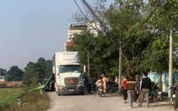 Hai chị em bị xe container lùi trúng tử vong trên đường đi học