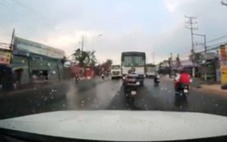 Video: Ôtô tải vượt ẩu, tông 2 người đi xe máy kinh hoàng