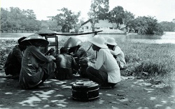 Gánh hàng rong và tiếng rao trên phố Hà Nội xưa